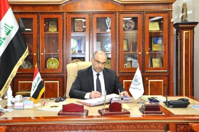 وزير عراقي يتعهد بالاستقالة في حال عدم تشغيل G4 بداية العام المقبل