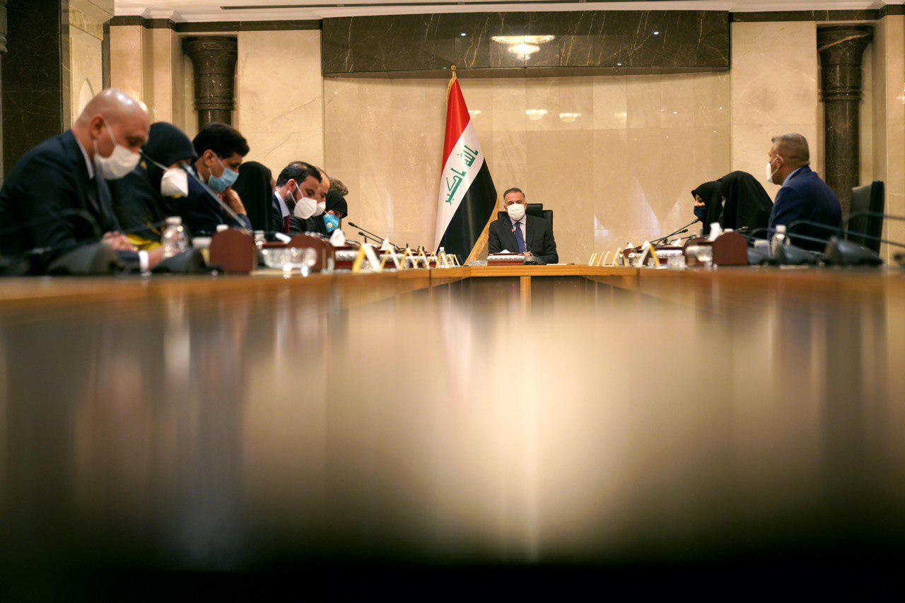 الكاظمي يعدُّ الازمة المالية "فرصة" لمواجهة سوء الادارة والفساد في العراق