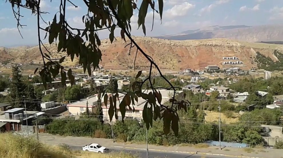 احدى اشهر المناطق السياحية بكوردستان تغلق مداخلها بعد عزل منطقة قريبة