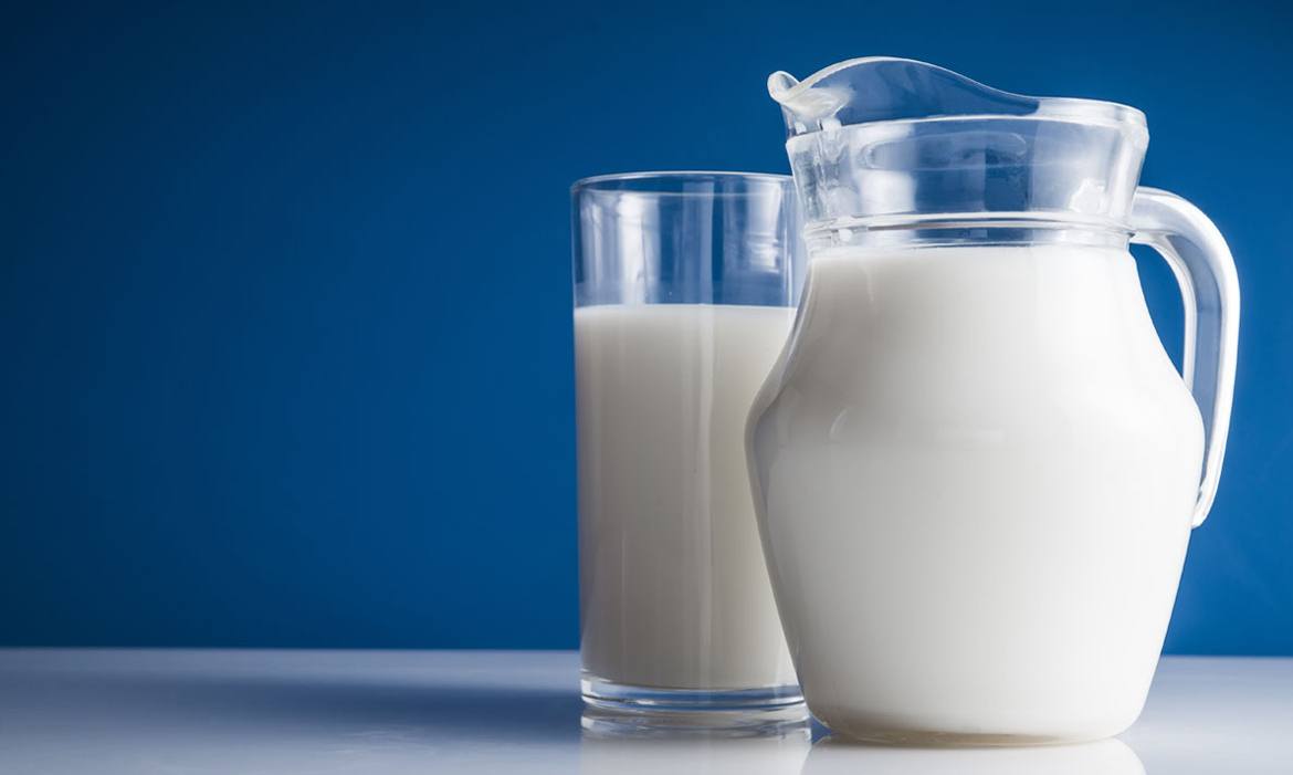 الحكومة العراقية تؤشر ارتفاع سعر برميل الحليب أكثر بأضعاف لمثله من النفط