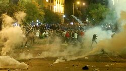 الجيش اللبناني يفرق بالقوة أنصار حزب الله وحركة أمل "الغاضبين" في بيروت
