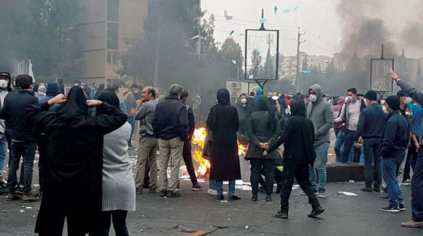الاحتجاجات الايرانية.. الإعدام بحق ثلاثة من قادة  "أعمال شغب"