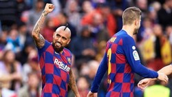 فيدال يقاضي برشلونة عن مستحقفاته.. النادي: يريد الرحيل