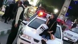 عقاب من نوع مختلف.. قرار قضائي ضد إيرانية خلعت الحجاب