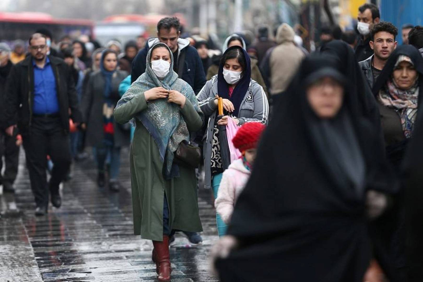 ايران تسجل 2089 اصابة جديدة بفيروس كورونا و133 حالة وفاة