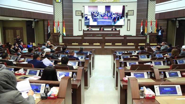 برلمان كوردستان يحدد 10 حزيران موعدا لاداء بارزاني اليمين وترقب لاولى قراراته