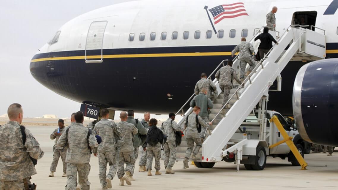 التحالف بقيادة أمريكا يبدأ سحب قواته من العراق