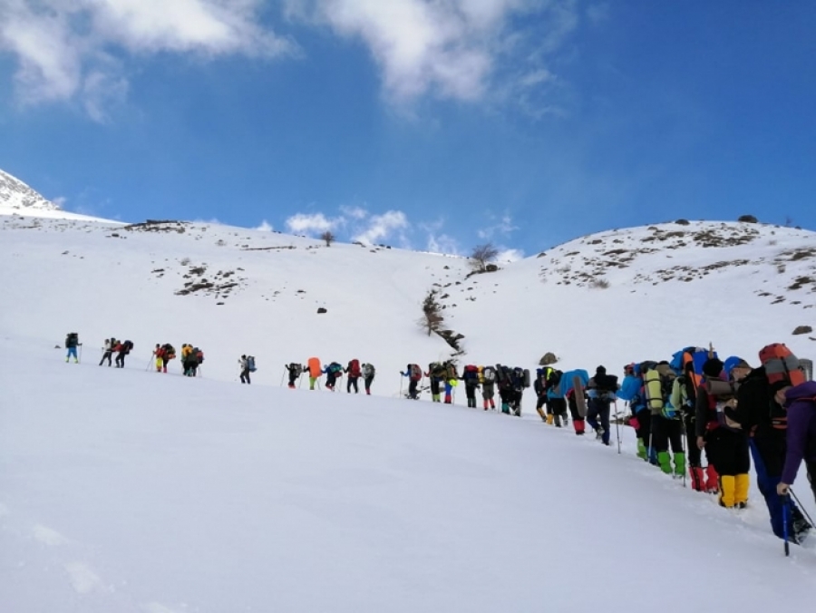 السليمانية تطالب محبي الثلوج بمغادرة  المناطق الجبلية قبل اغلاق الطرق