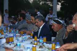 محافظ أربيل يكرّم عمال النظافة