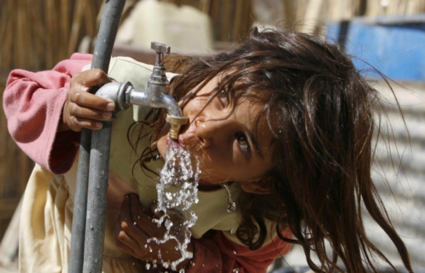مدينة الطب متهمة بارزة.. ملايين العراقيين يشربون مياهاً ملوثة بالسرطان