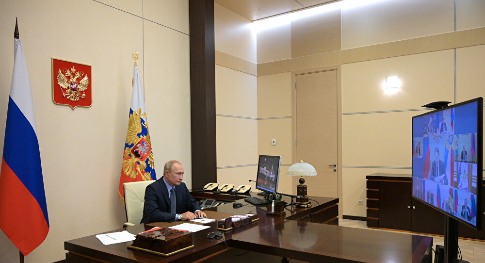 بوتين يوعز بتحسين إجراءات الحصول على الجنسية الروسية