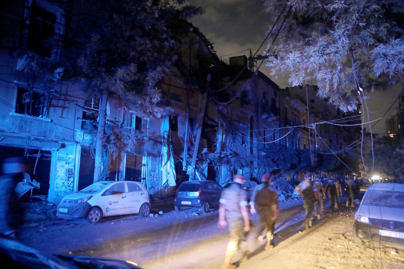 لبنان يعلن حالة الطوارئ في بيروت