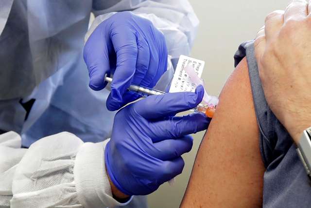 روسيا تطلق حملة التطعيم من عدوى كورونا السبت  
