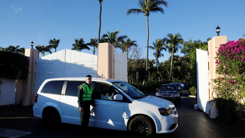 Teenagers jump into Trump’s resort