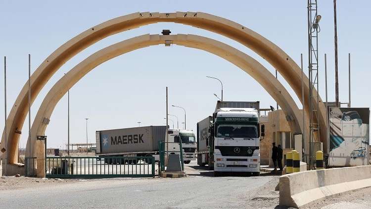 An Iraqi border crossing: more than two billion dinars in one day