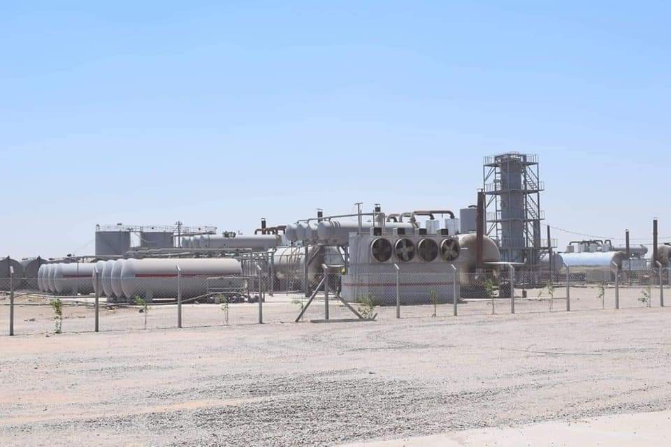 العراق يصدر مواد صناعية الى الامارات