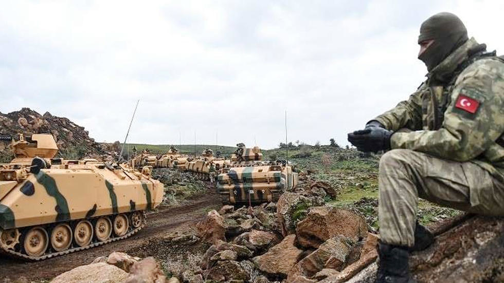 Turkey sends military reinforcements to Kurdistan