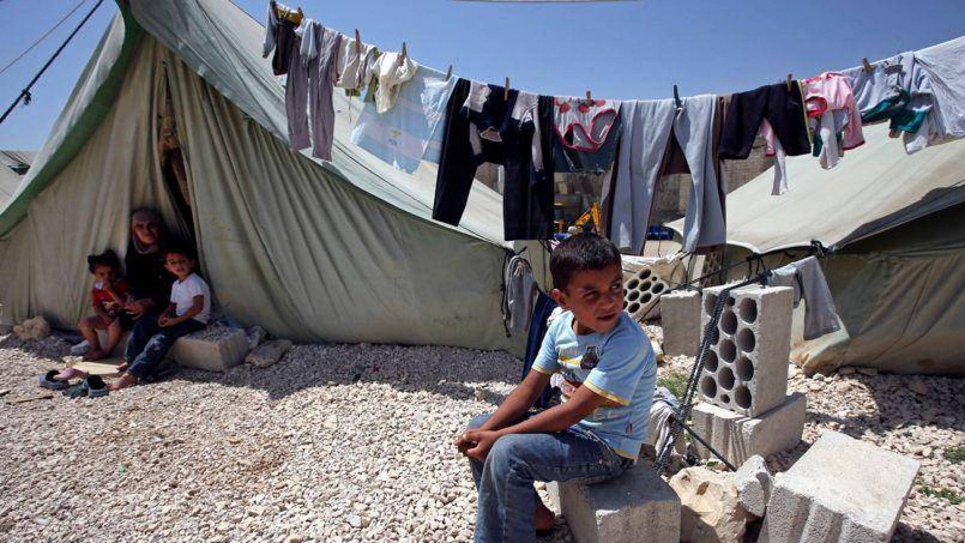 Six COVID-19 cases in a displacement camp and UNHCR warns of a disaster