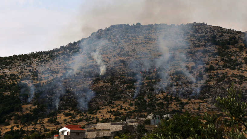 اندلاع حرائق كبيرة في مزارع بدهوك جراء قصف الطائرات التركية 