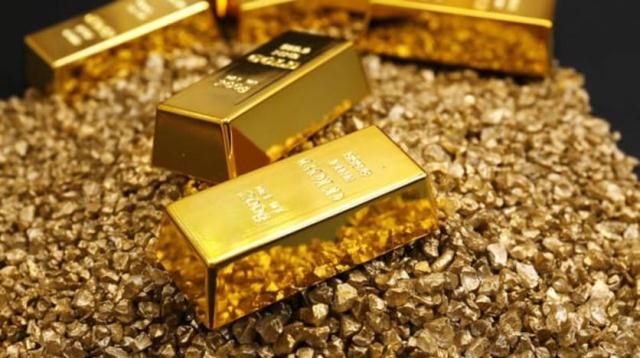 A drop in gold prices as investors reap profits