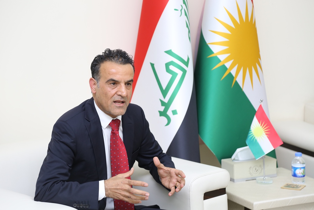 وزير في حكومة اقليم كوردستان يعلن اصابته بفيروس كورونا