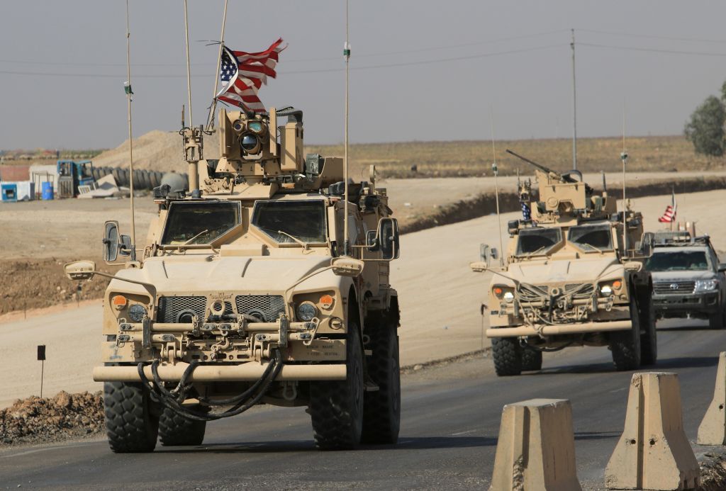 دمشق: 60 شاحنة امريكية دخلت من العراق الى سوريا