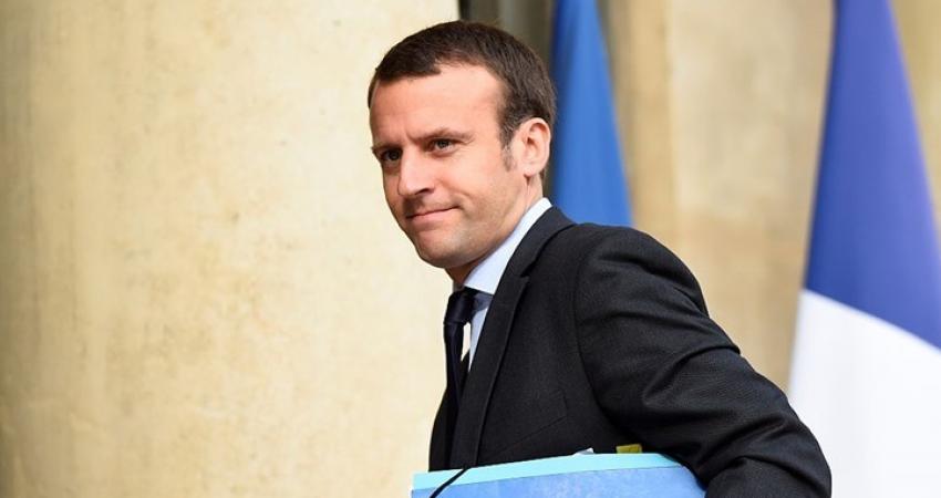 Macron arrives in Baghdad