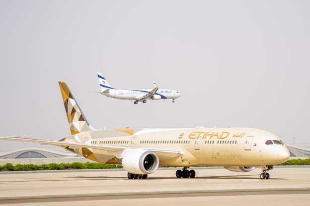  Saudi Arabia allows  to the Israeli airplanes to cross its airspace