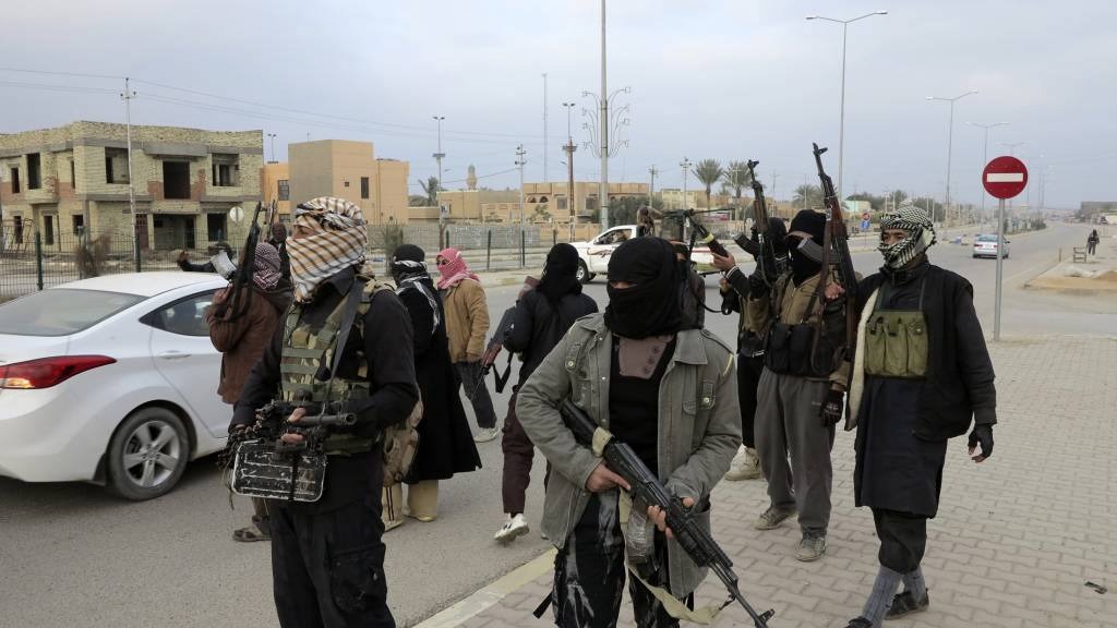 العراق نموذجا.. تقرير يحلل متى يتحول الجهاديون الى تكتيكات "الجيش" التقليدي