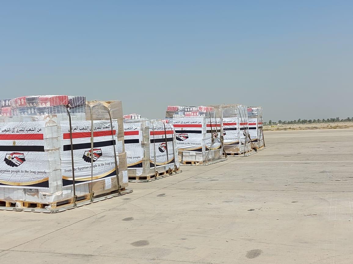 العراق يعلن وصول طائرة عسكرية محملة بمساعدات طبية من مصر 
