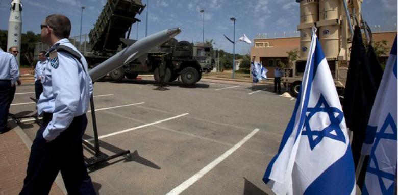اقتحام قاعدة عسكرية إسرائيلية قرب الحدود اللبنانية وسرقة أسلحتها