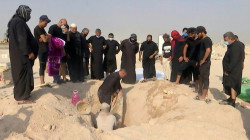 عراقيون ينقلون جثث وفيات كورونا إلى مقابر العائلة ومكتب السيستاني يضع شرطاً
