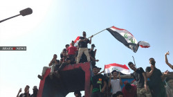 صور.. المئات يحيون ذكرى تظاهرات تشرين في بغداد