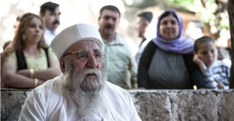 الكاظمي يعزي بوفاة "بابا الشيخ " ويصفه برجل السلام والثبات في الأوقات العصيبة  