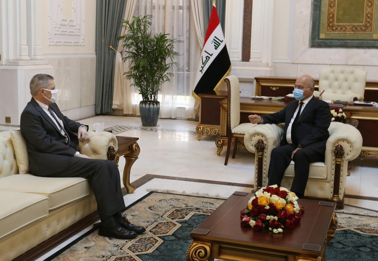 الرئيس العراقي يتمنى الشفاء العاجل لترامب وزوجته ويؤكد على حماية البعثات