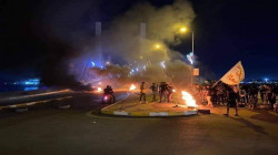 سقوط 3 متظاهرين جراء صدامات الناصرية والمحتجون يستعيدون السيطرة على جسرين