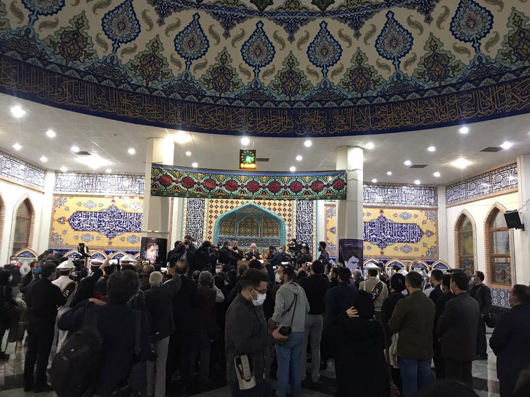 Hundreds in Iran’s Shajarian funeral