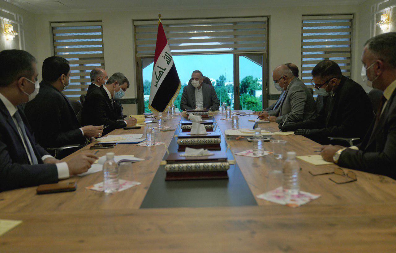 Iraq is sliding in a "Wrong Course", Al-Kadhimi in a meeting with Ministers and Senior officials