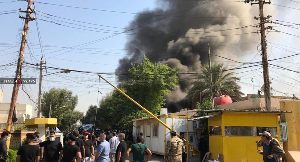 قيادي بالحشد يقرُّ: جماهيرنا من احرق مقر الديمقراطي الكوردستاني ببغداد