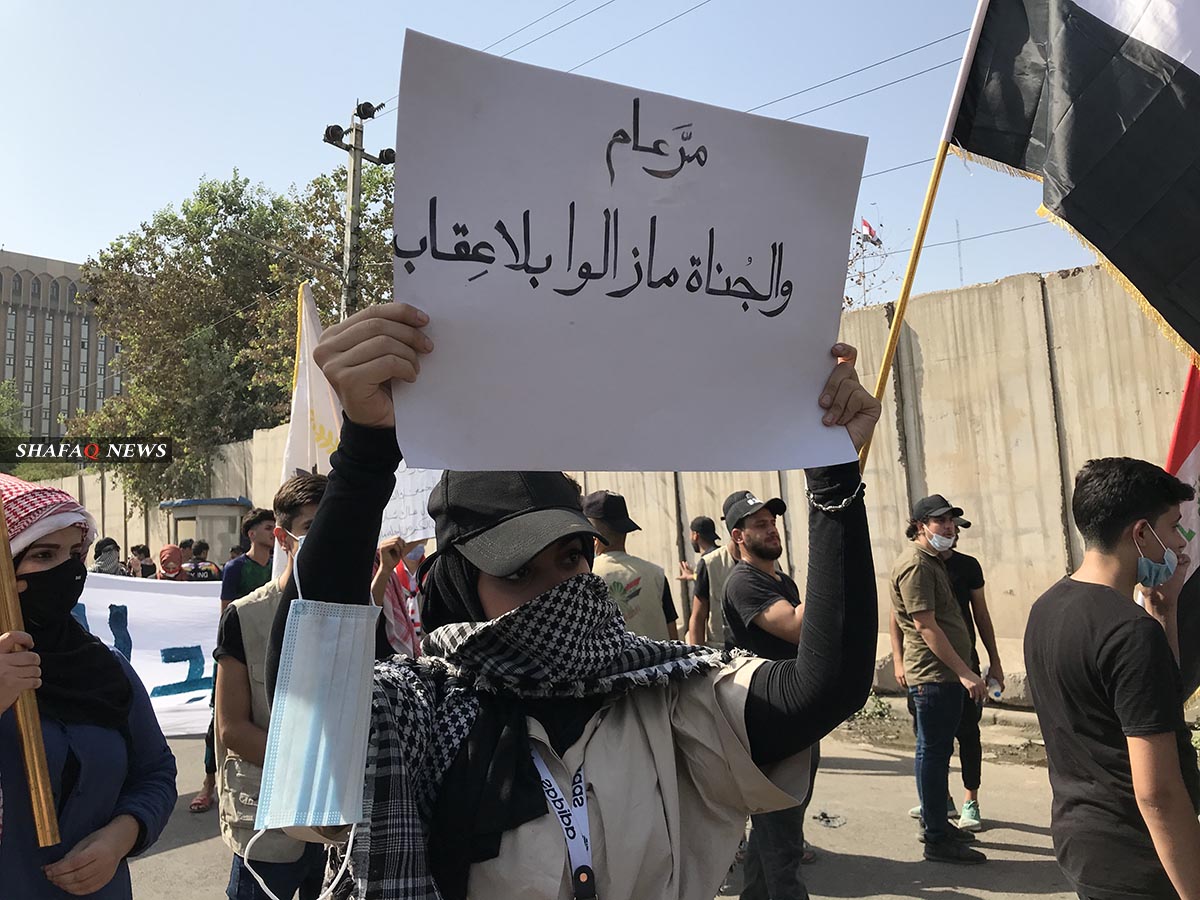 تهديدات بالقتل وفقدان الأمل يدفعان ناشطين عراقيين إلى بلد اخر