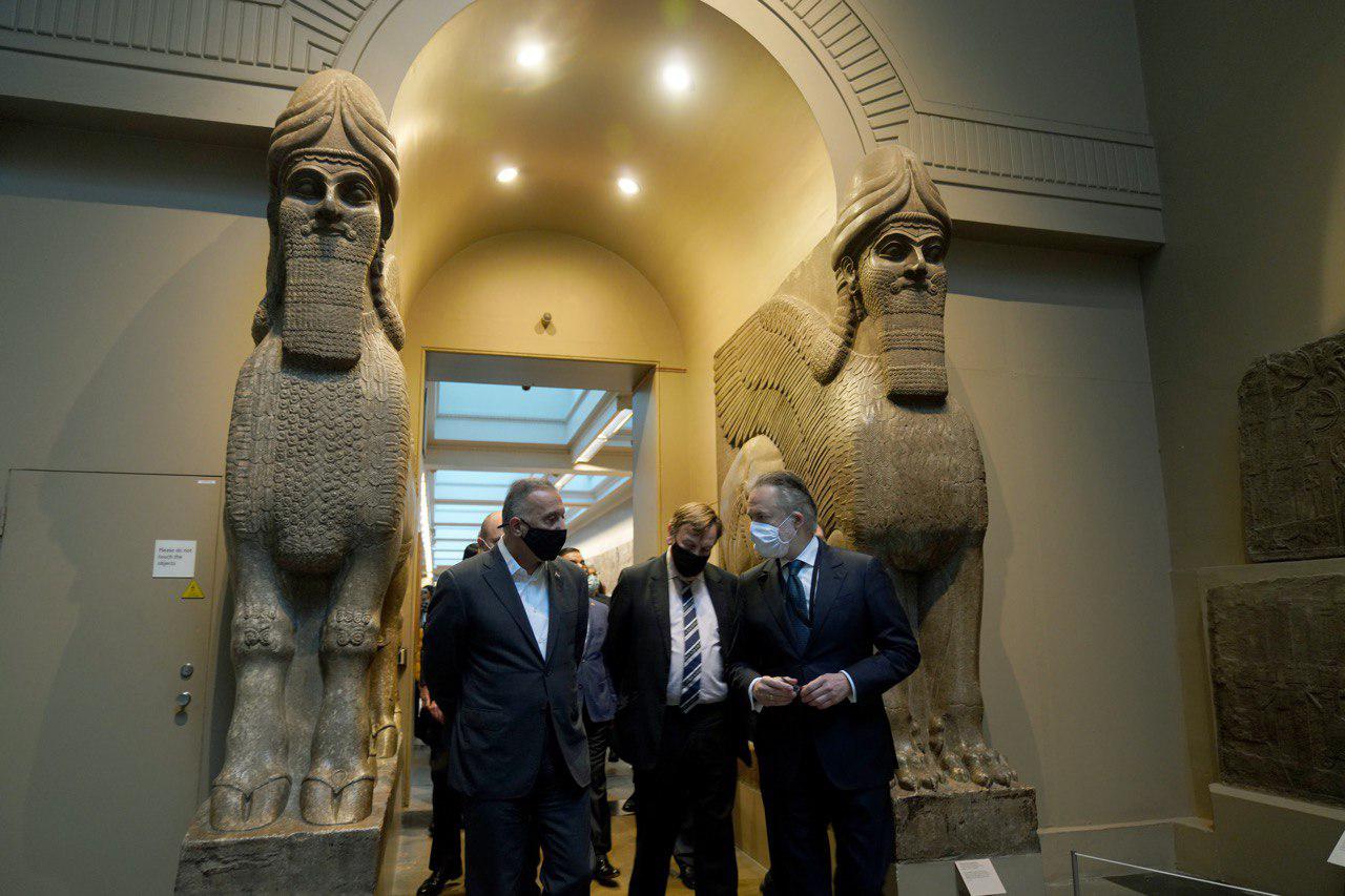 UK to hand Iraq around 5000 looted artifacts