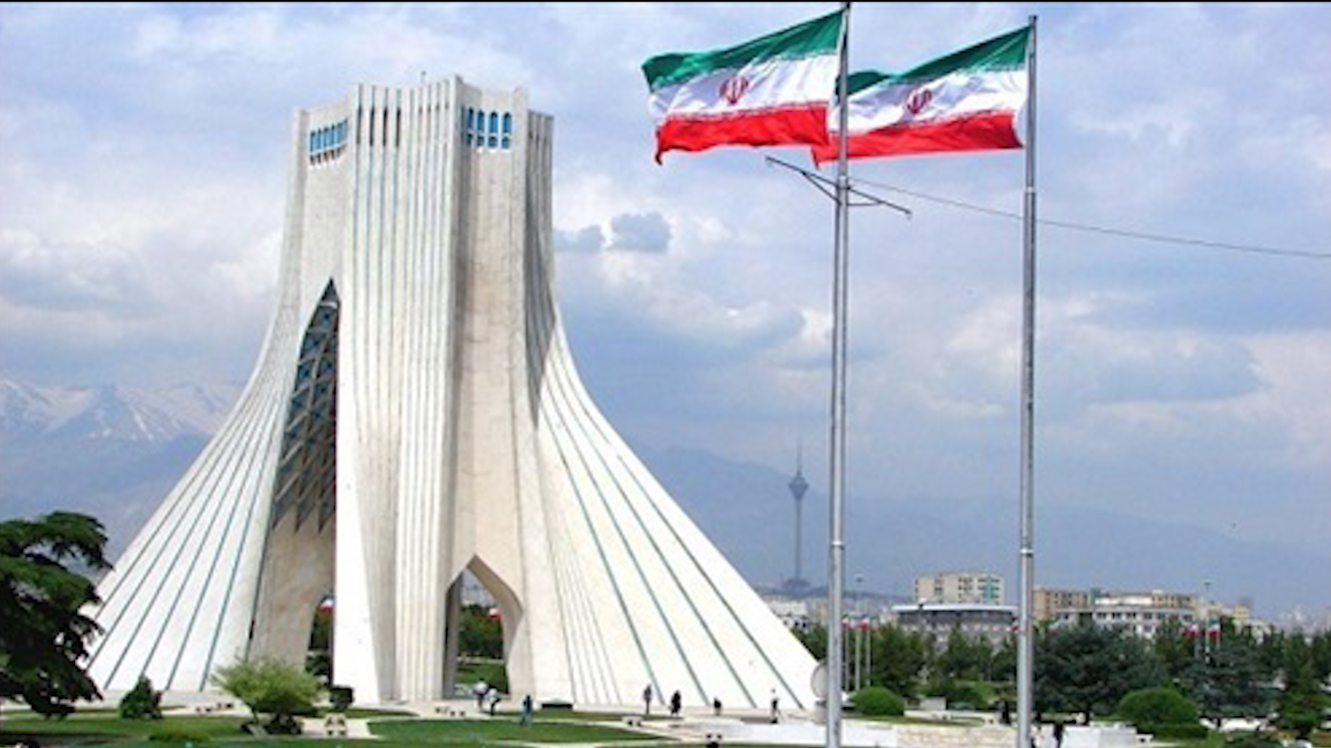 إيران تفرض عقوبات على دبلوماسيين امريكيين في العراق