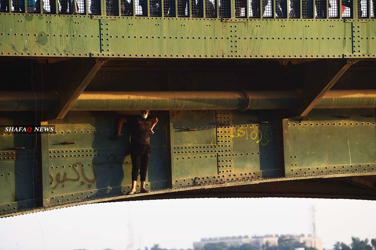 Security forces take control of Al-Sinak Bridge