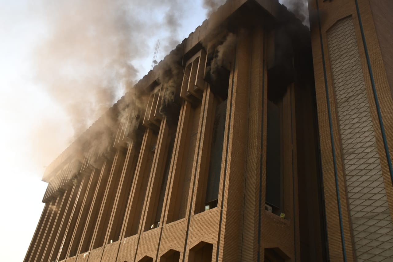 Iraqi Civil Defense extinguish massive fires in the General Tax Authority building in Baghdad 