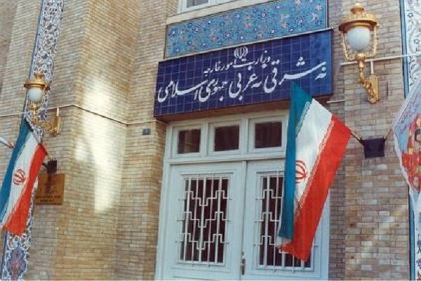 إيران تفرض عقوبات على قادة أمريكيين وبريطانيين