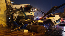 السليمانية.. إصابات خطرة في حادث اصطدام شاحنة بـ11 سيارة (صور)