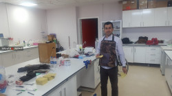 باحث كوردي يبتكر "درعاً" واقياً للرصاص ويضعه تحت خدمة البيشمركة