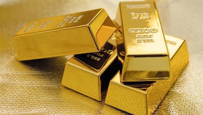 Gold prices edged lower on Wednesday