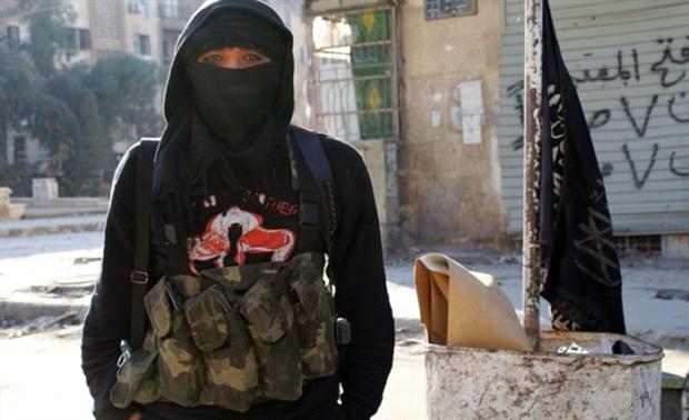 مكافحة سرقة السيارات تلقي القبض على "عضاضة" داعشية في أيسر الموصل