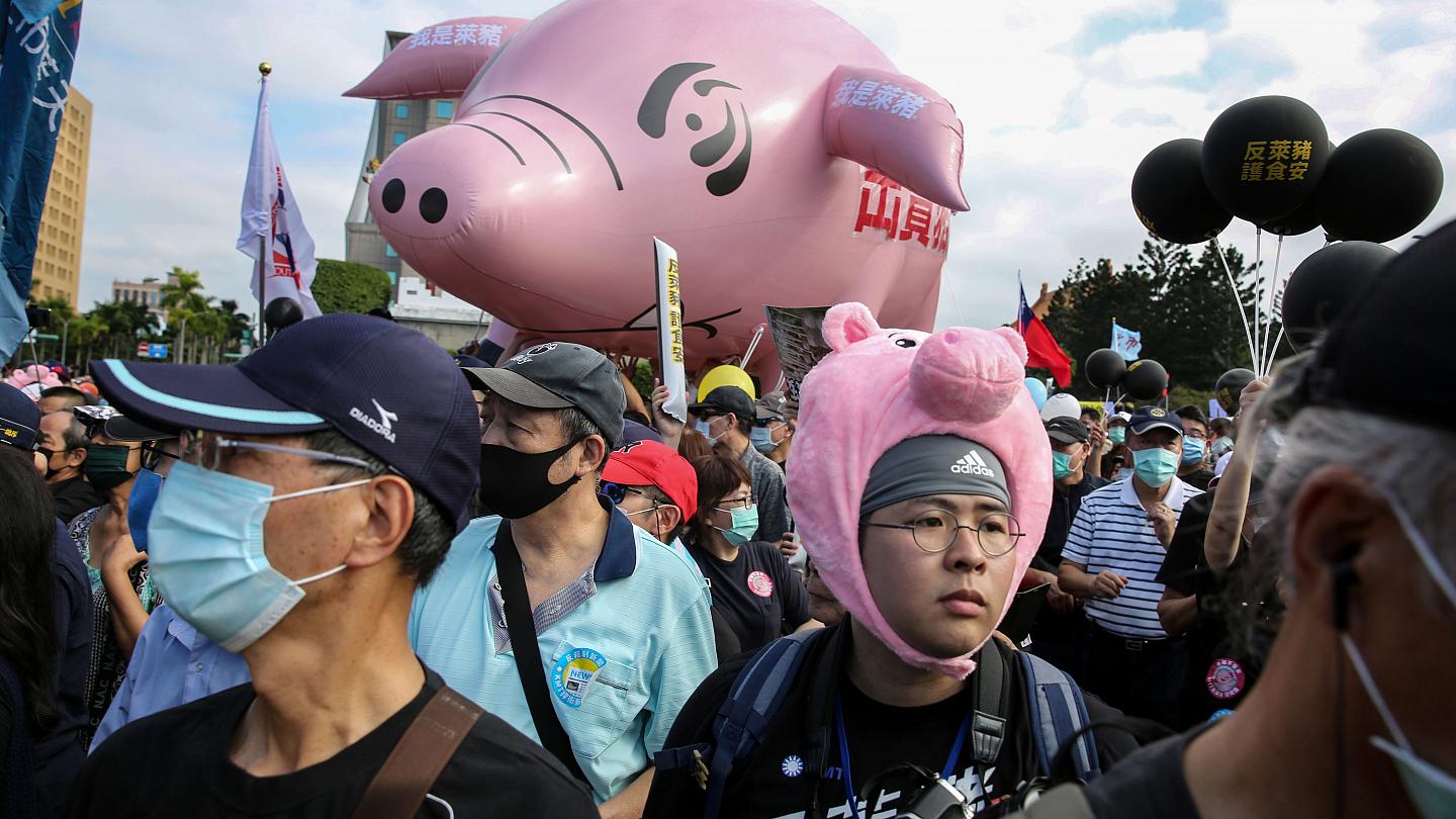 لحم الخنزير الامريكي يفجر اشتباكات ببرلمان تايوان